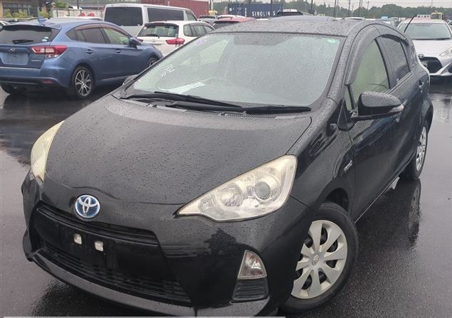 2013 Toyota Aqua