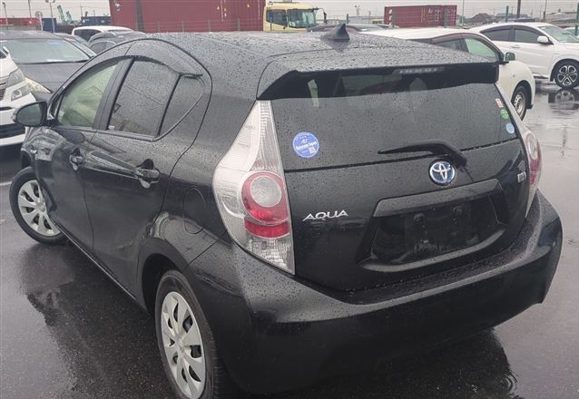 2013 Toyota Aqua