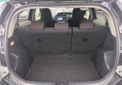 2013 Toyota Aqua - Thumbnail