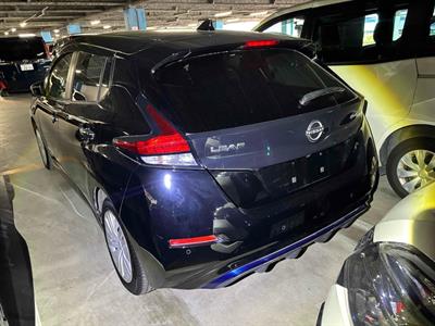 2021 Nissan Leaf - Thumbnail