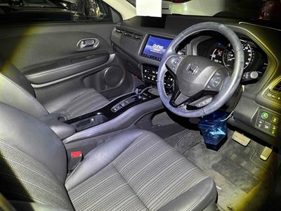 2021 Nissan Leaf - Thumbnail