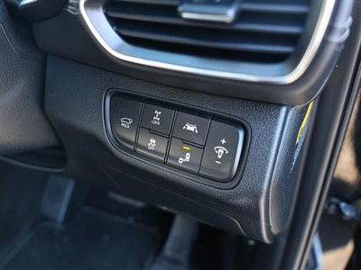 2020 Hyundai Santa Fe - Thumbnail