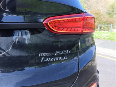 2020 Hyundai Santa Fe - Thumbnail