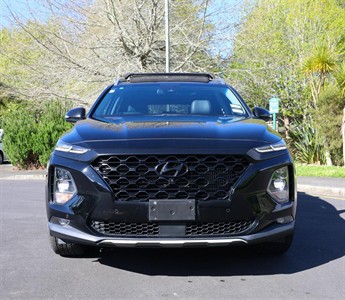 2020 Hyundai Santa Fe - Thumbnail
