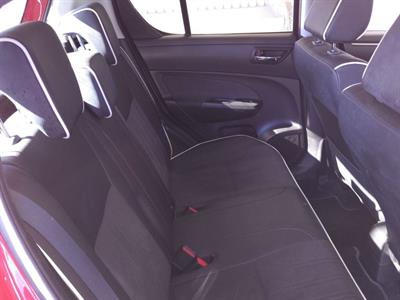 2014 Suzuki Swift Style DJE - Thumbnail