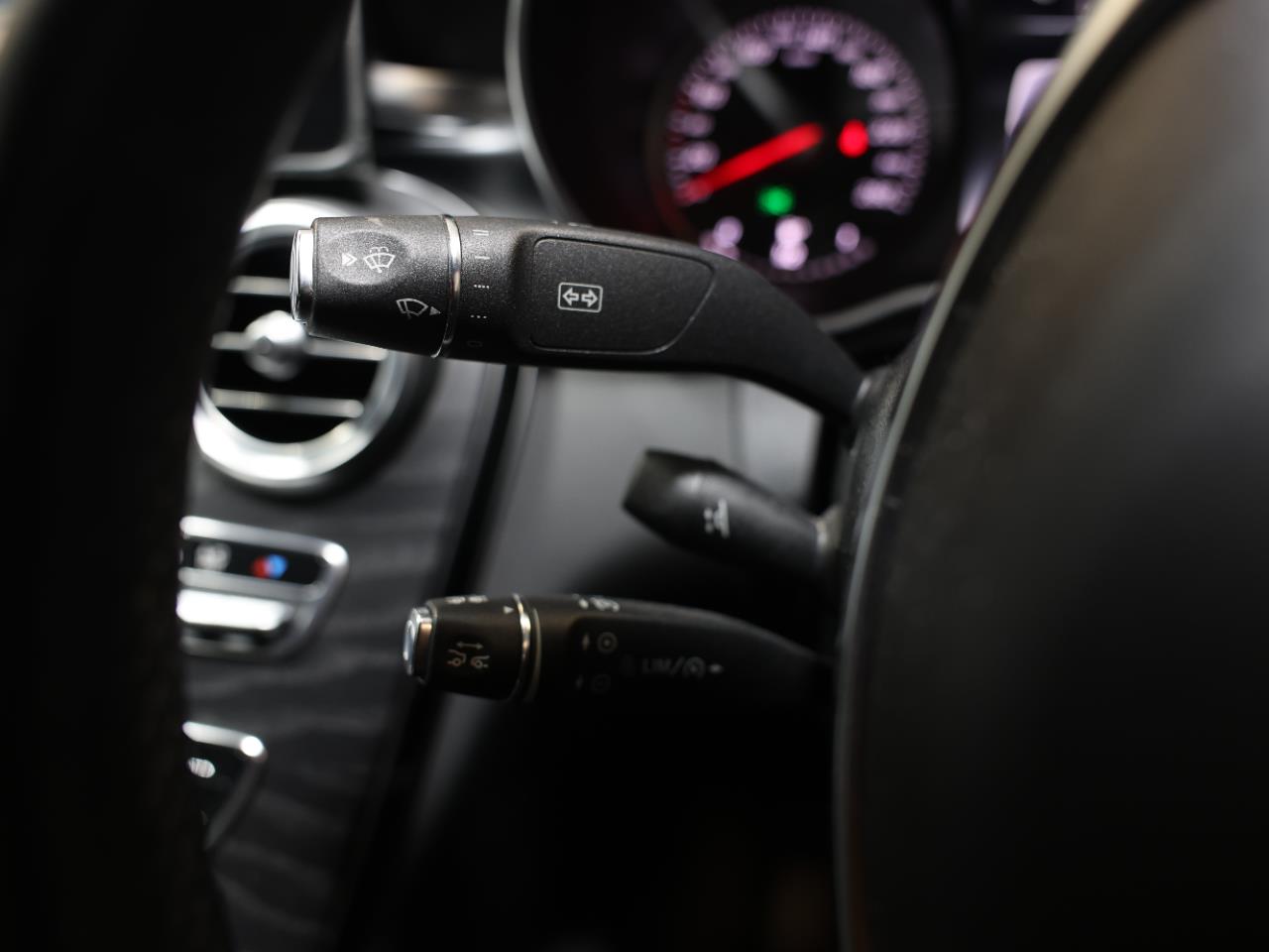 2016 Mercedes-Benz C 200