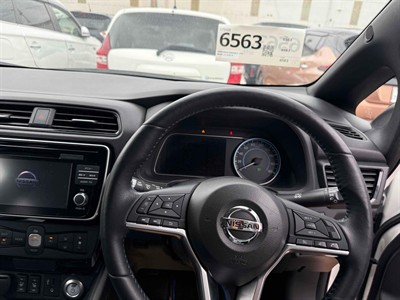 2019 Nissan Leaf - Thumbnail