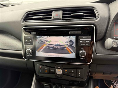 2019 Nissan Leaf - Thumbnail