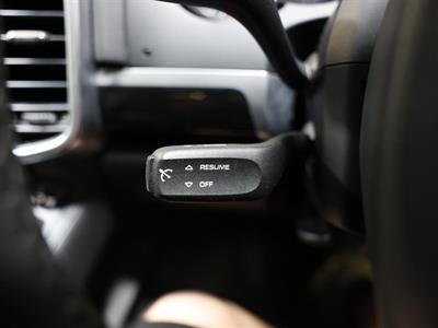 2014 Porsche Cayenne - Thumbnail