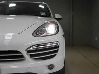 2014 Porsche Cayenne - Thumbnail