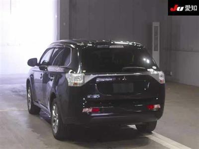 2015 Mitsubishi Outlander - Thumbnail