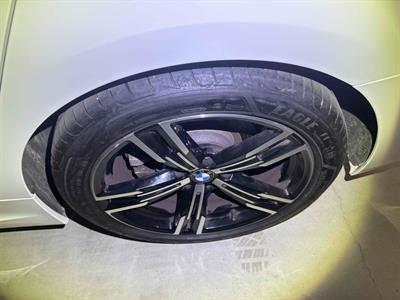 2023 BMW 320i - Thumbnail