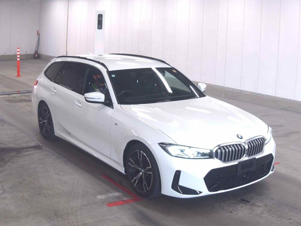 2023 BMW 320i