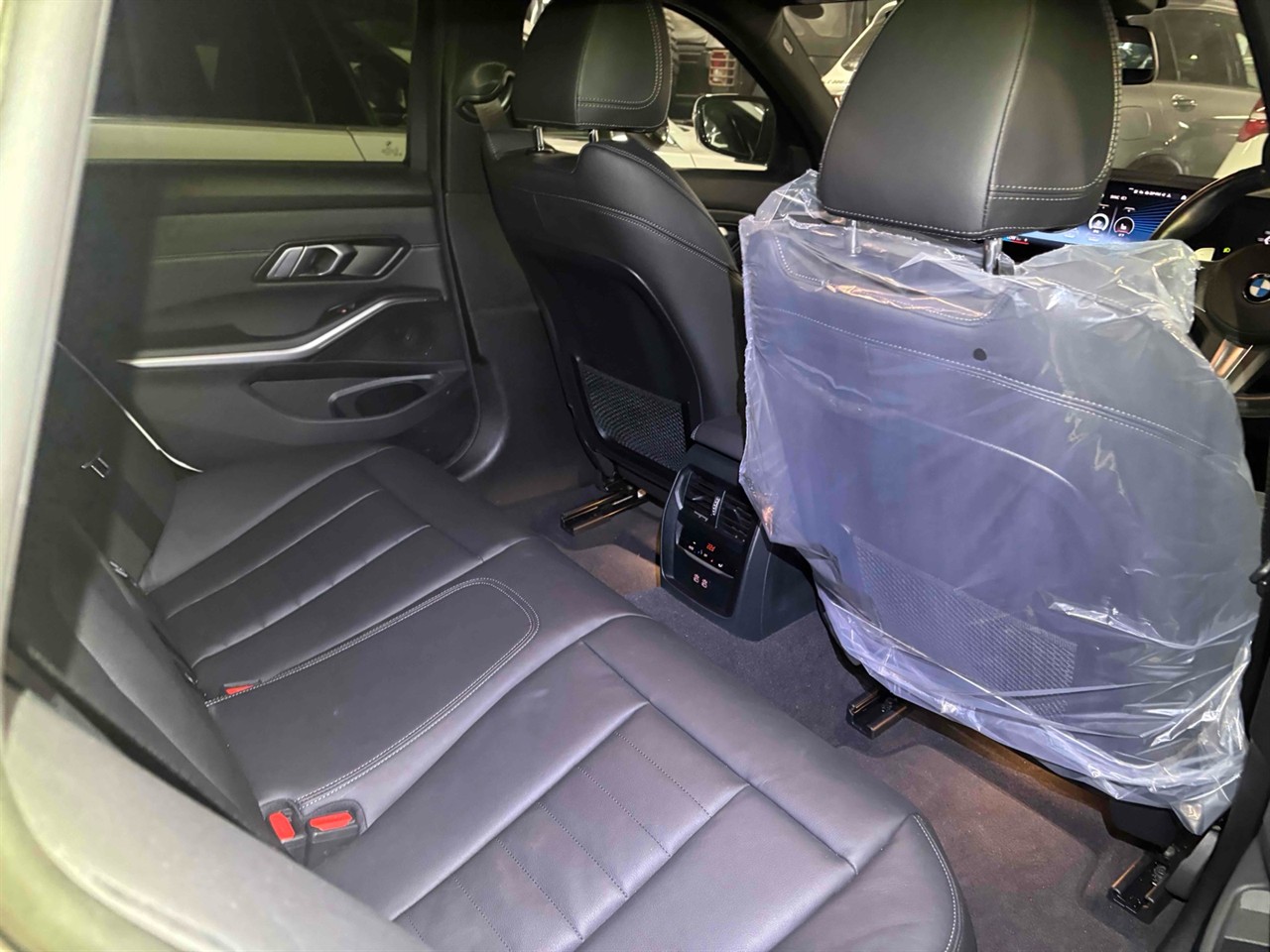 2023 BMW 320i