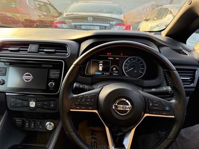 2019 Nissan Leaf - Thumbnail