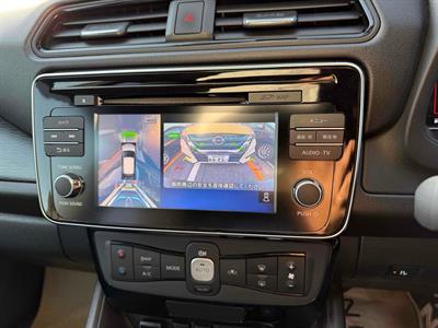 2019 Nissan Leaf - Thumbnail