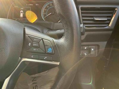 2019 Nissan Leaf - Thumbnail