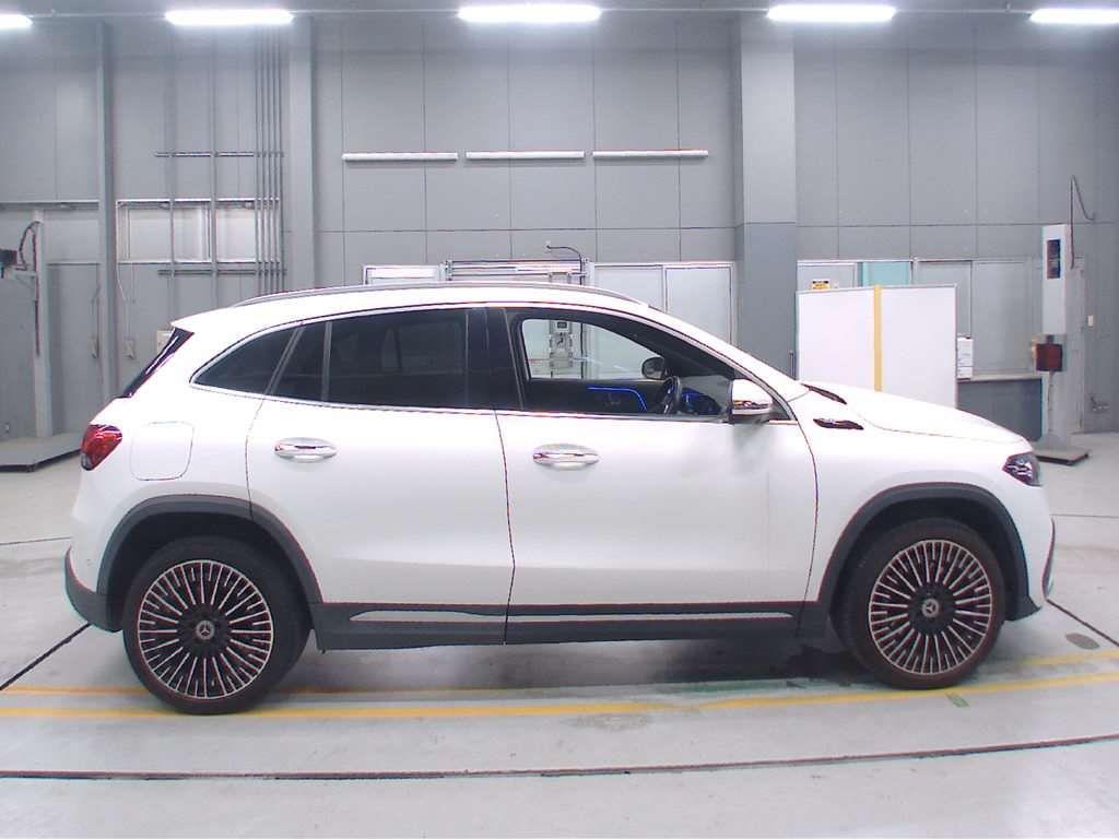 2021 Mercedes-Benz EQA250