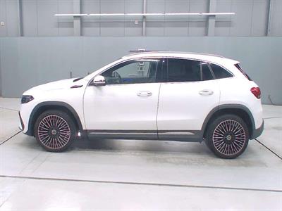 2021 Mercedes-Benz EQA250 - Thumbnail