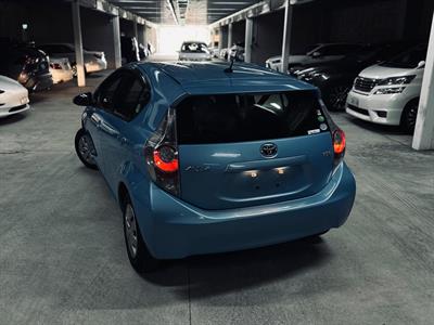 2012 Toyota Aqua - Thumbnail
