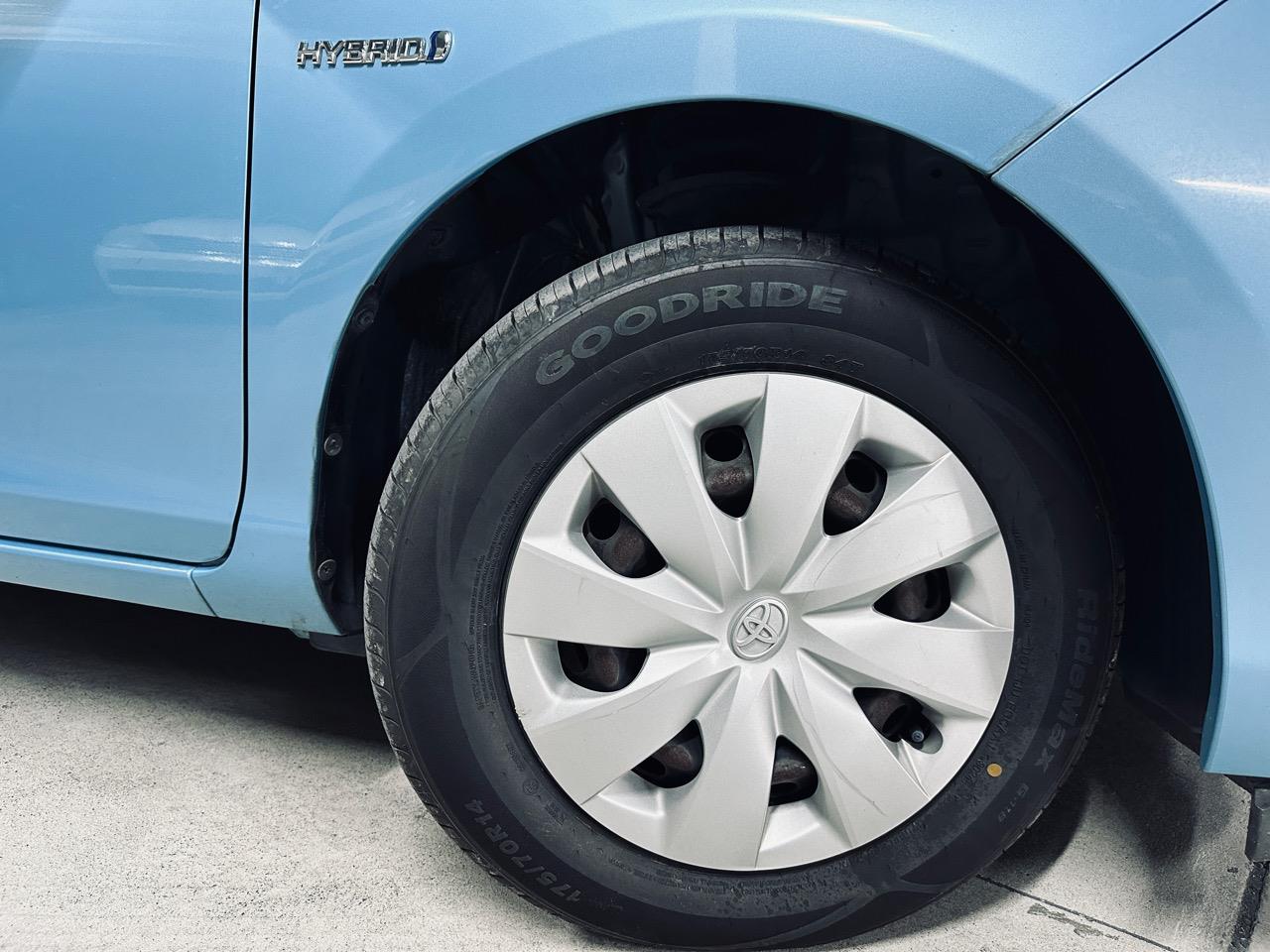 2012 Toyota Aqua