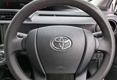 2015 Toyota Aqua - Thumbnail