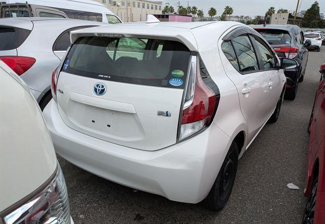 2015 Toyota Aqua