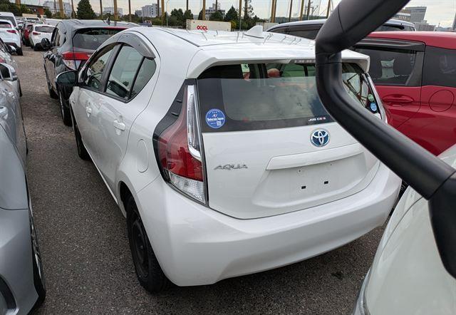 2015 Toyota Aqua