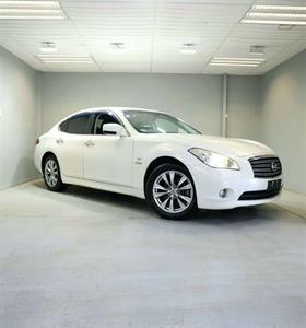 2012 Nissan Fuga