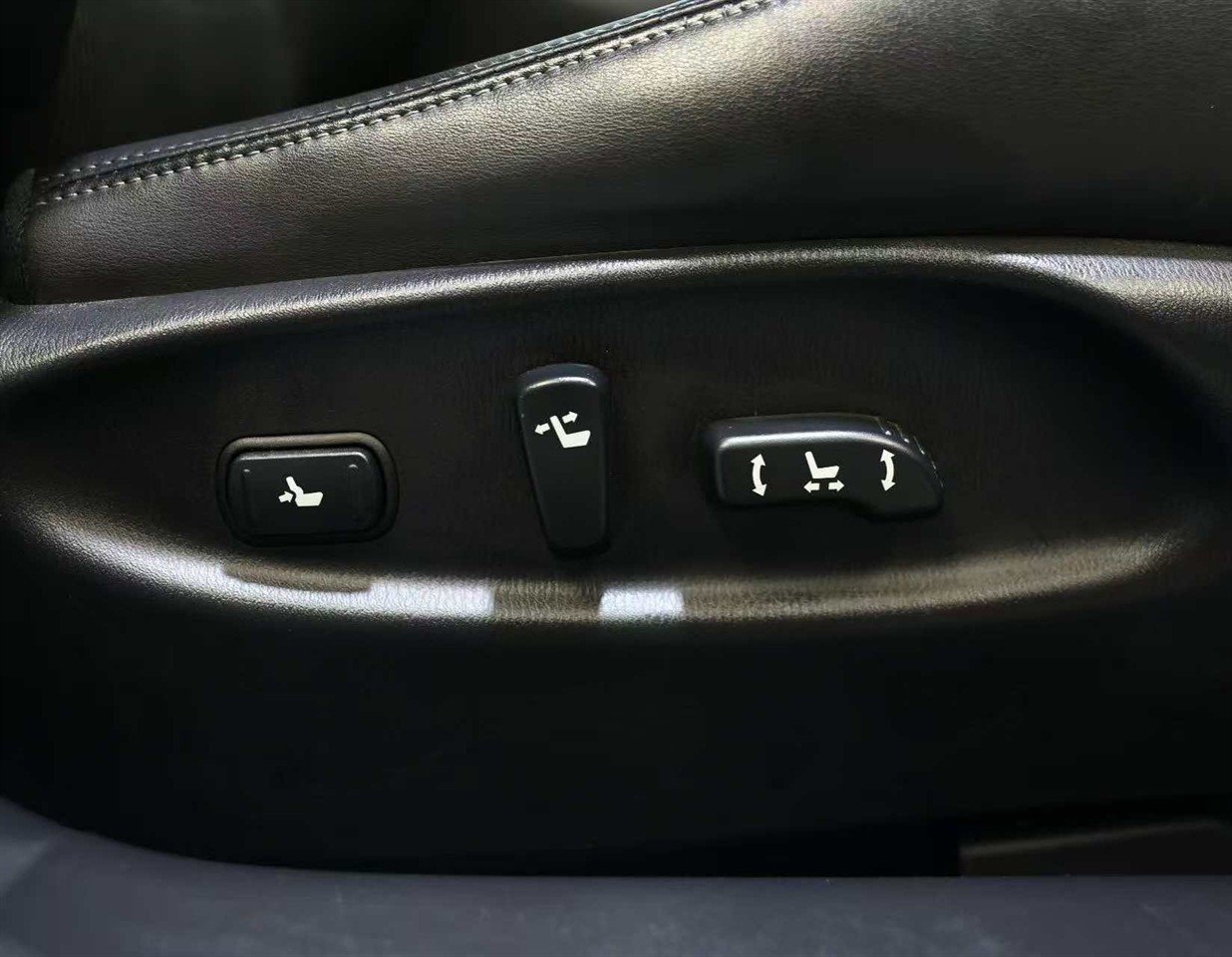 2012 Nissan Fuga