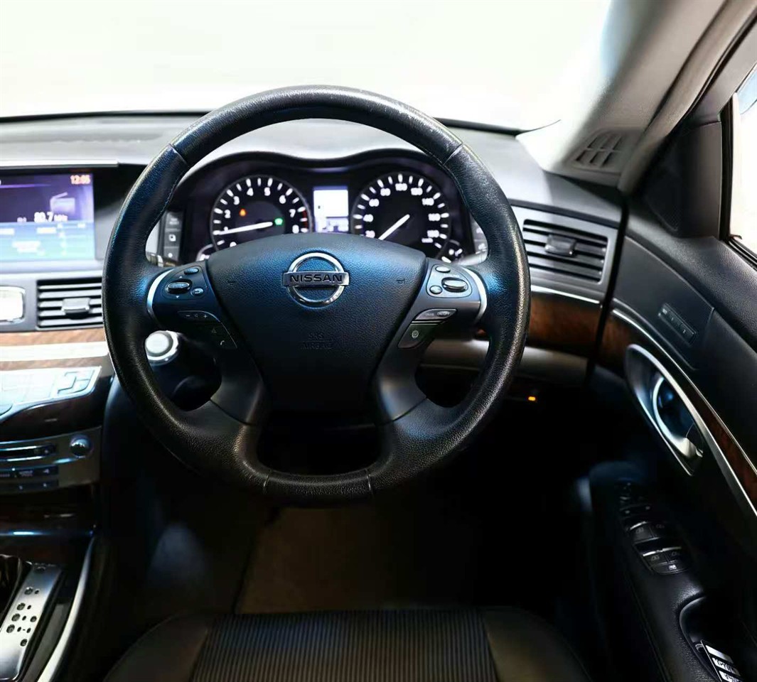 2012 Nissan Fuga