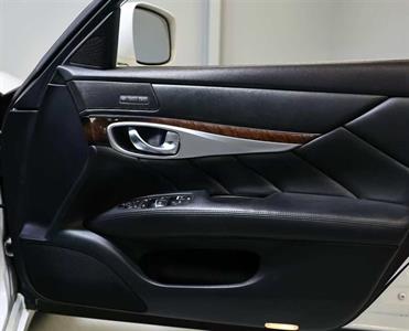 2012 Nissan Fuga - Thumbnail