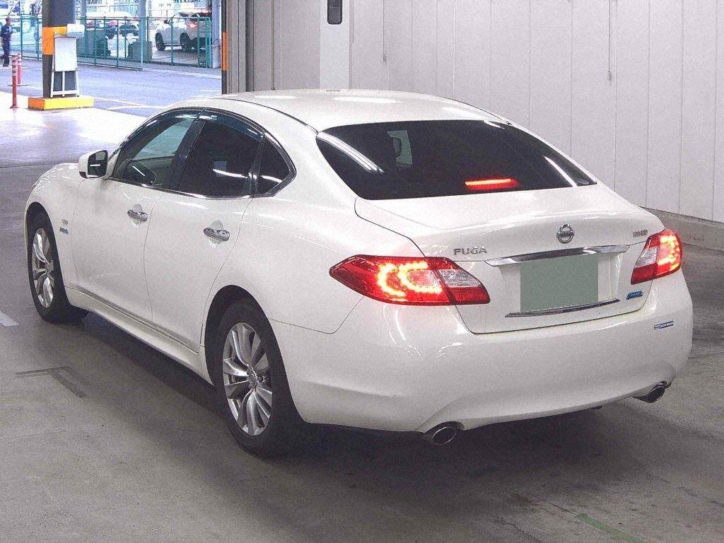 2012 Nissan Fuga