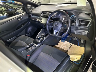 2018 Nissan Leaf - Thumbnail