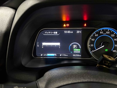 2018 Nissan Leaf - Thumbnail