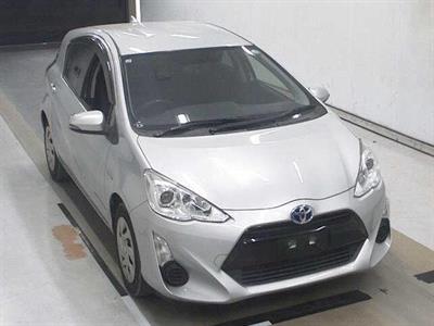 2016 Toyota Aqua - Thumbnail