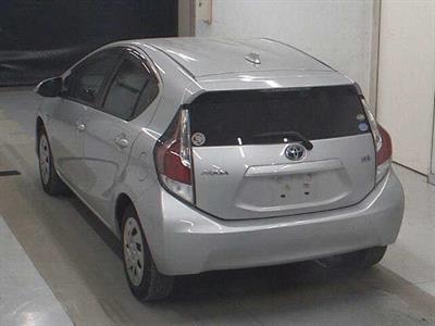 2016 Toyota Aqua - Thumbnail