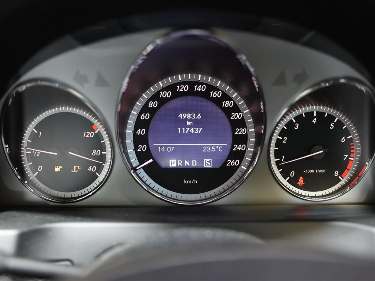 2011 Mercedes-Benz C 200
