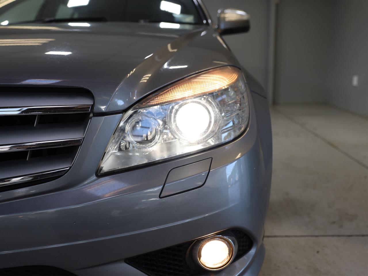 2011 Mercedes-Benz C 200