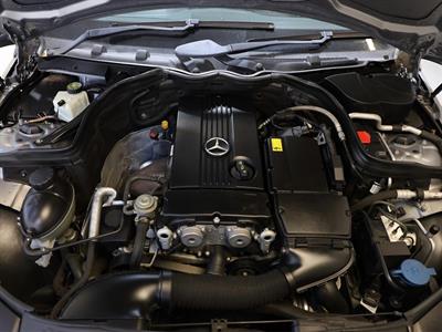 2011 Mercedes-Benz C 200 - Thumbnail